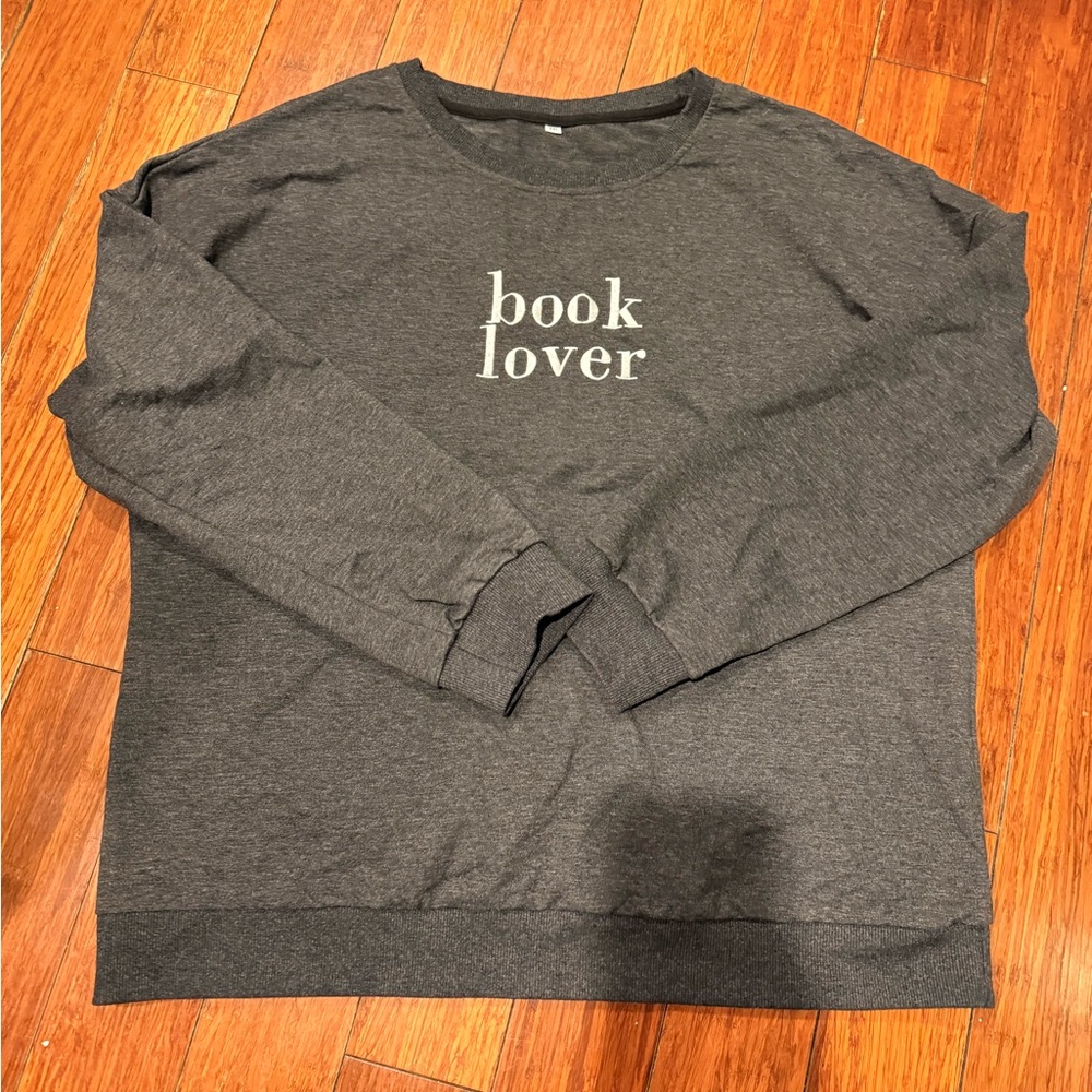 Embroidered Book Lover Light Sweatshirt